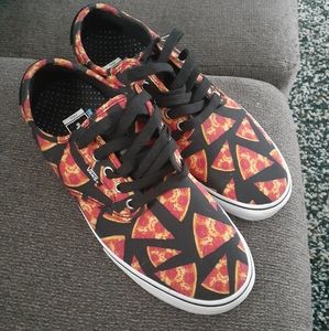 Van's US 10.5 black, red, and yellow